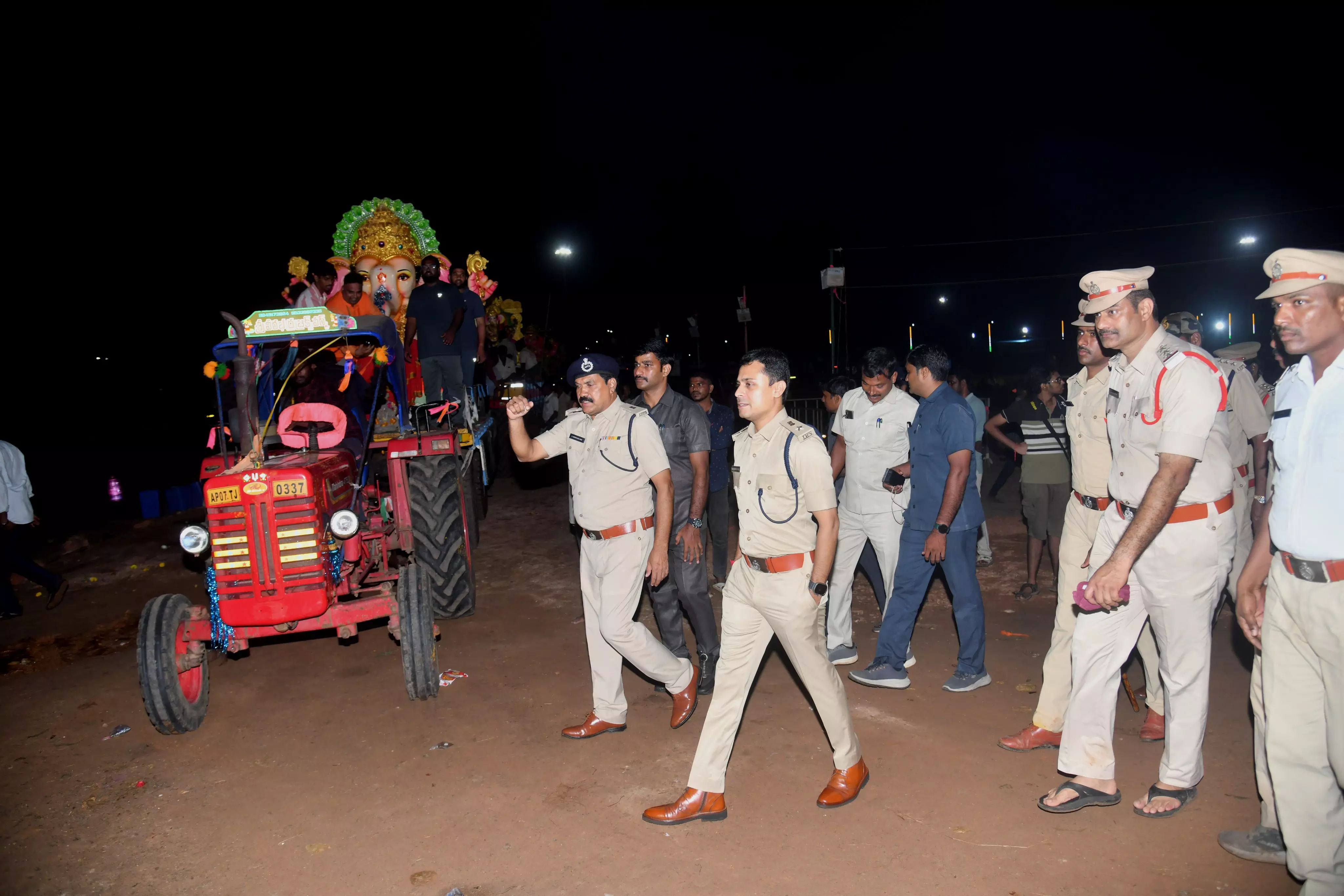 AP: Ganesh Idols Immersed Amid Devotional Zeal