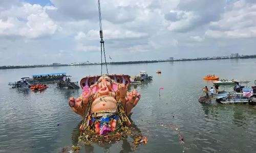 Khairatabad Ganesh Idol Immersion Concludes Khairatabad Ganesh Idol Immersion Concludes