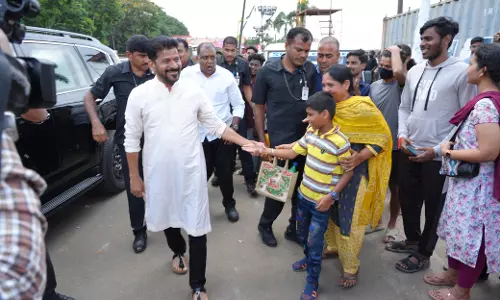 Revanth Reddy Inspects Ganesh Idols Immersion Process