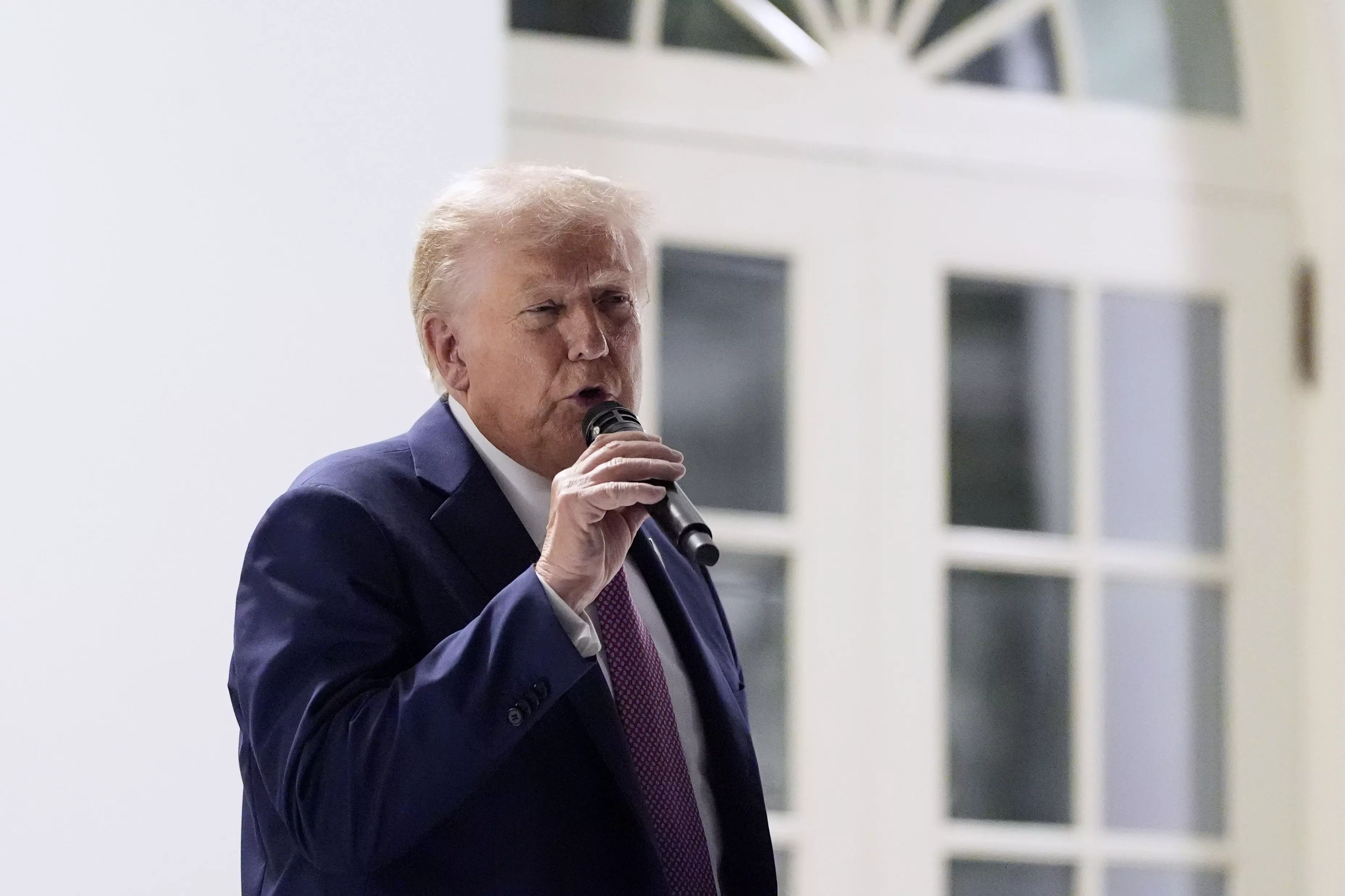 Trump Plans South Korea Trip in Oct, Possible Meeting with Xi