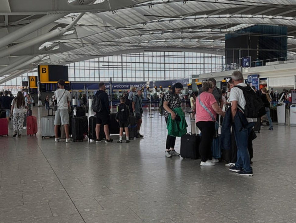 Lush Heathrow Terminal Closed Over Possible Hazardous Material Abstract for Mobile Lush Heathrow Terminal Closed Over Possible Hazardous Material Abstract for Mobile