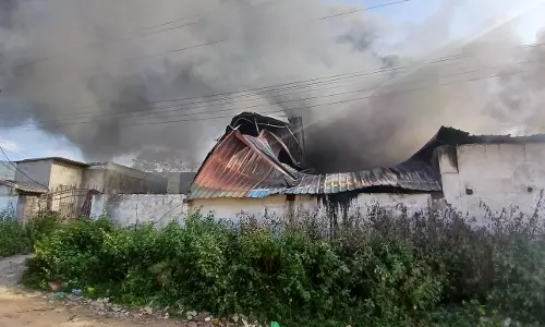 Hyderabad: Abandoned Plastic Factory Catches Fire
