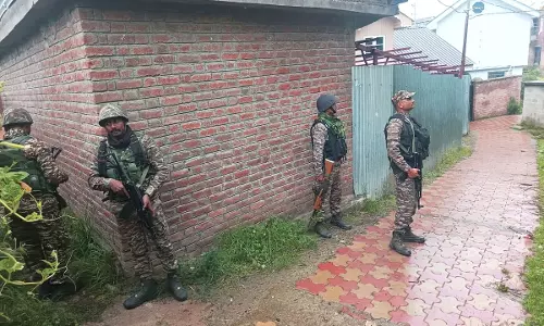 Fierce Kulgam Encounter Claims Two Terrorists and Two Soldiers