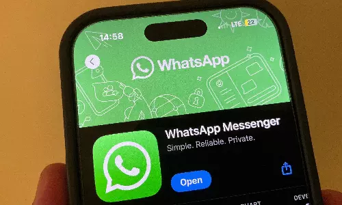 WhatsApp to Soon Roll Out Live Photos Feature