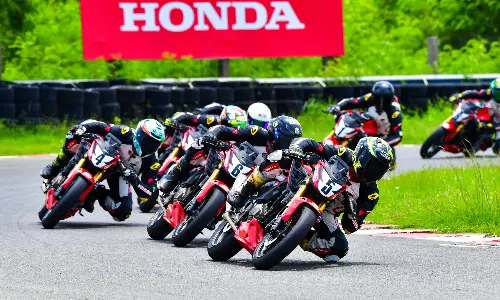 Honda India Talent Cup: Raivat Dhar Leads in Race 2 of Round 3