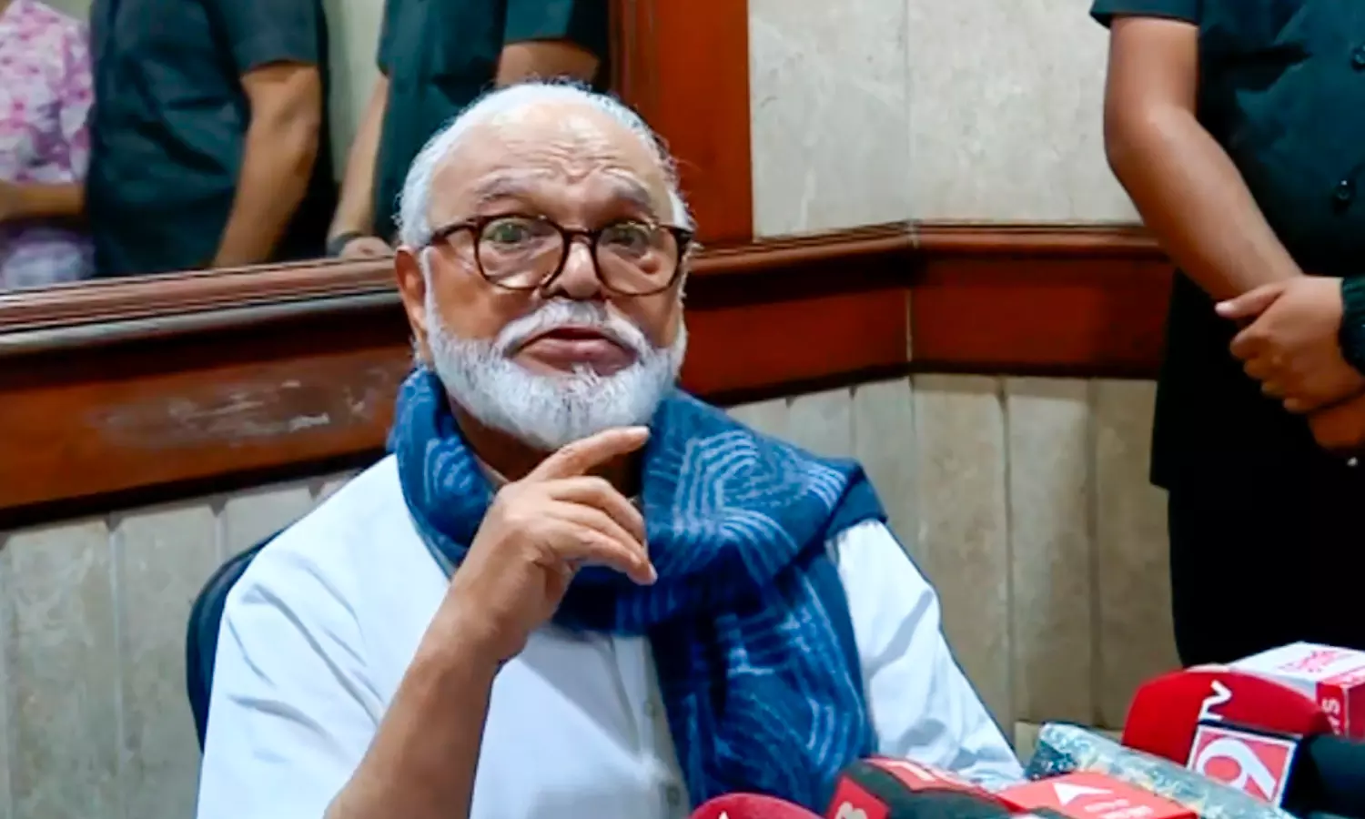 Bhujbal Demands Withdrawal of Maratha Quota GR, Flags OBC Concerns