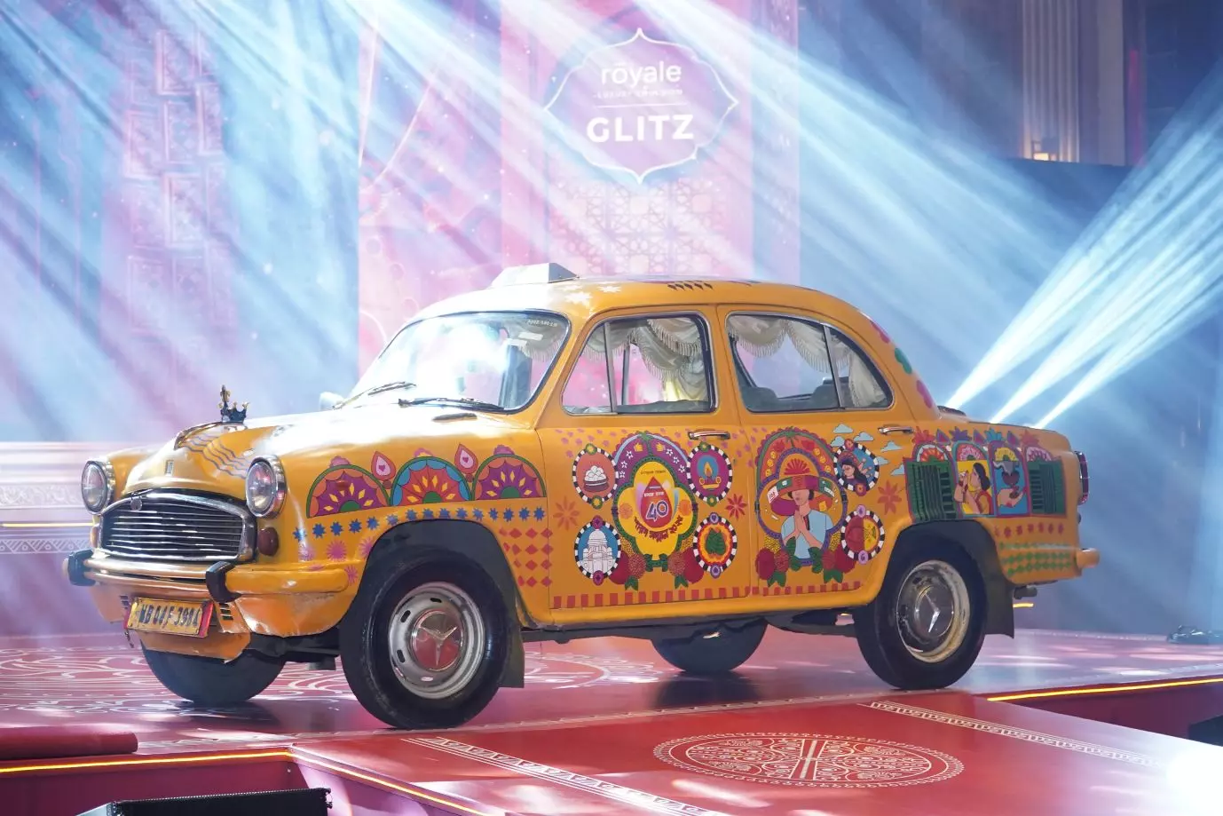 Asian Paints Cholte Cholte 40 - A Royale Tribute to Kolkata