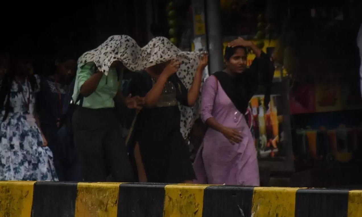 Heavy Showers To Hit Several Telangana Dists: IMD