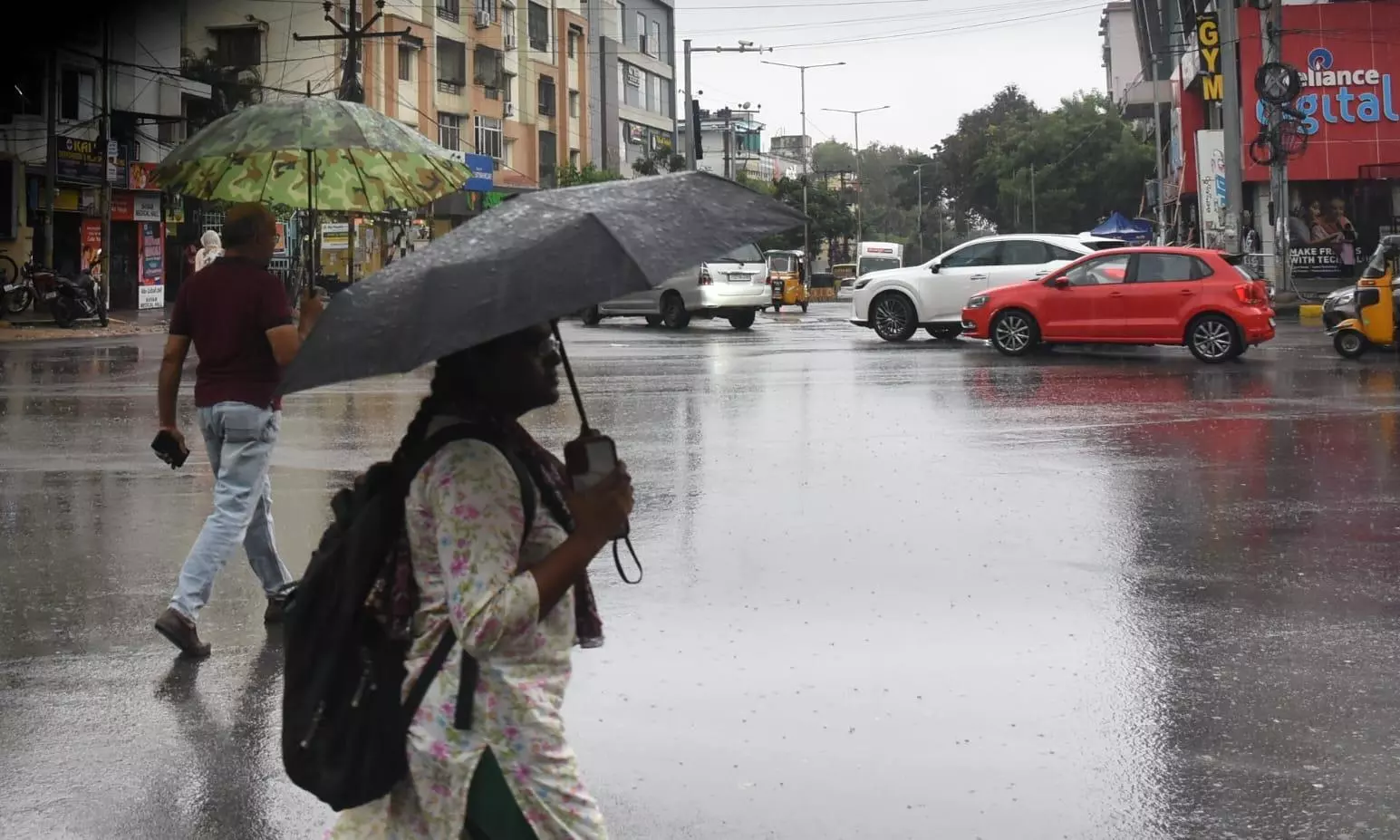 Heavy Showers To Hit Several Telangana Dists: IMD
