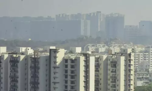 Delhi Government Orders Installation of Anti-Smog Guns in High-Rises by November 29