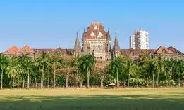 Bombay High Court Recieves Bomb Threat, Staff Members Vacate Premises Bombay High Court Recieves Bomb Threat, Staff Members Vacate Premises