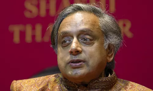 Trumps Tariffs Hurting India, People Losing Jobs: Shashi Tharoor Trumps Tariffs Hurting India, People Losing Jobs: Shashi Tharoor