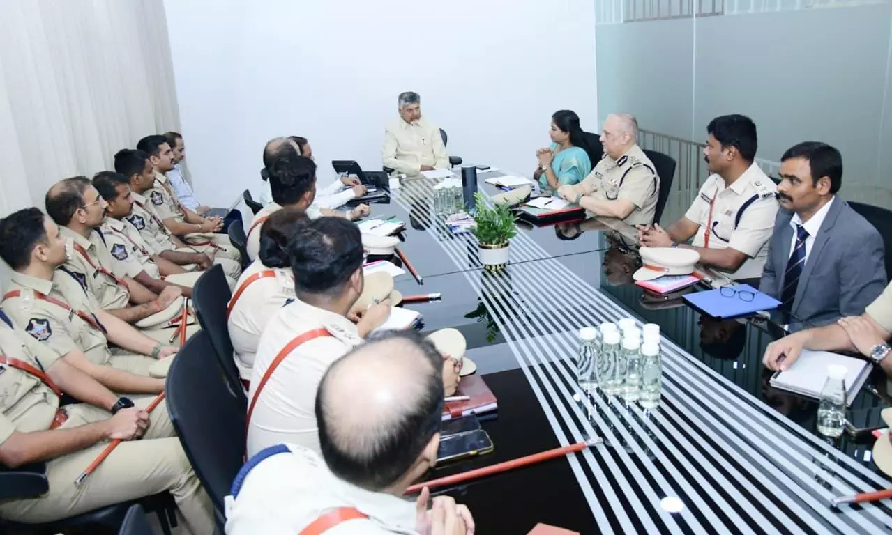 Don’t Spare Criminals in Guise of Politicians: AP CM Naidu Don’t Spare Criminals in Guise of Politicians: AP CM Naidu