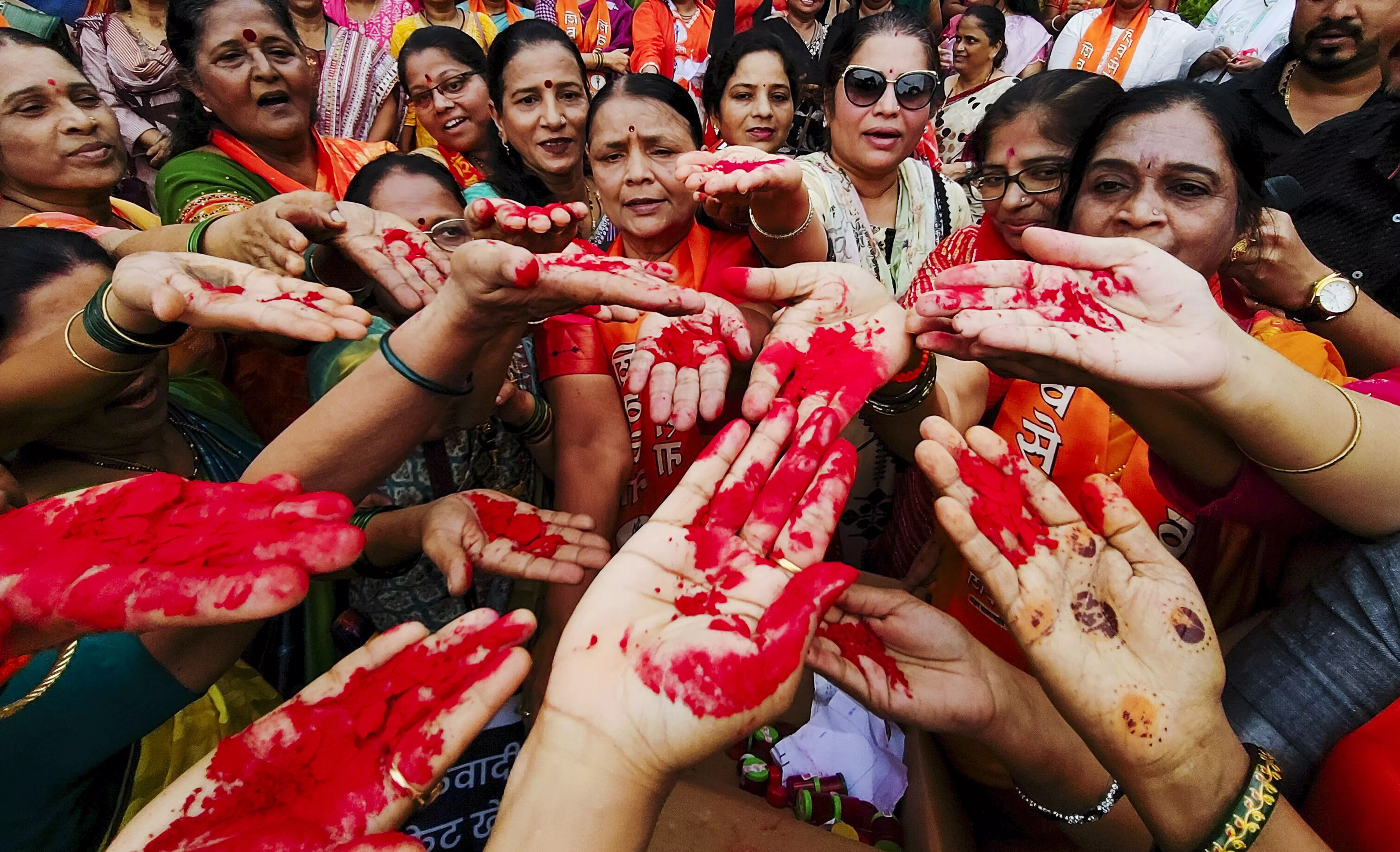 Centre Under Fire for Allowing India-Pakistan Cricket Match