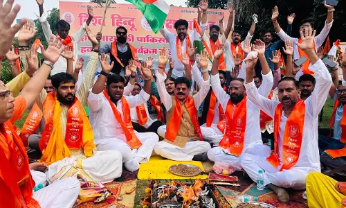 Fans Offer Prayers for Indias Victory in Asia Cup Clash with Pakistan