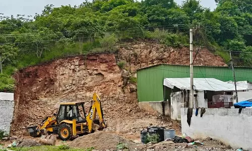 Waqf Board Stops Encroachment at Manikonda