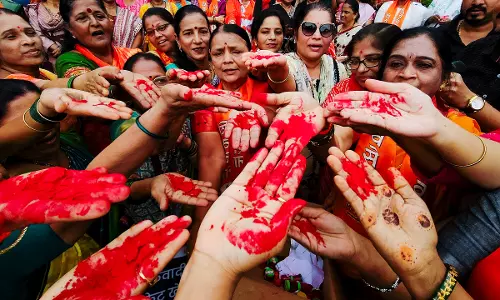 Centre Under Fire for Allowing India-Pakistan Cricket Match