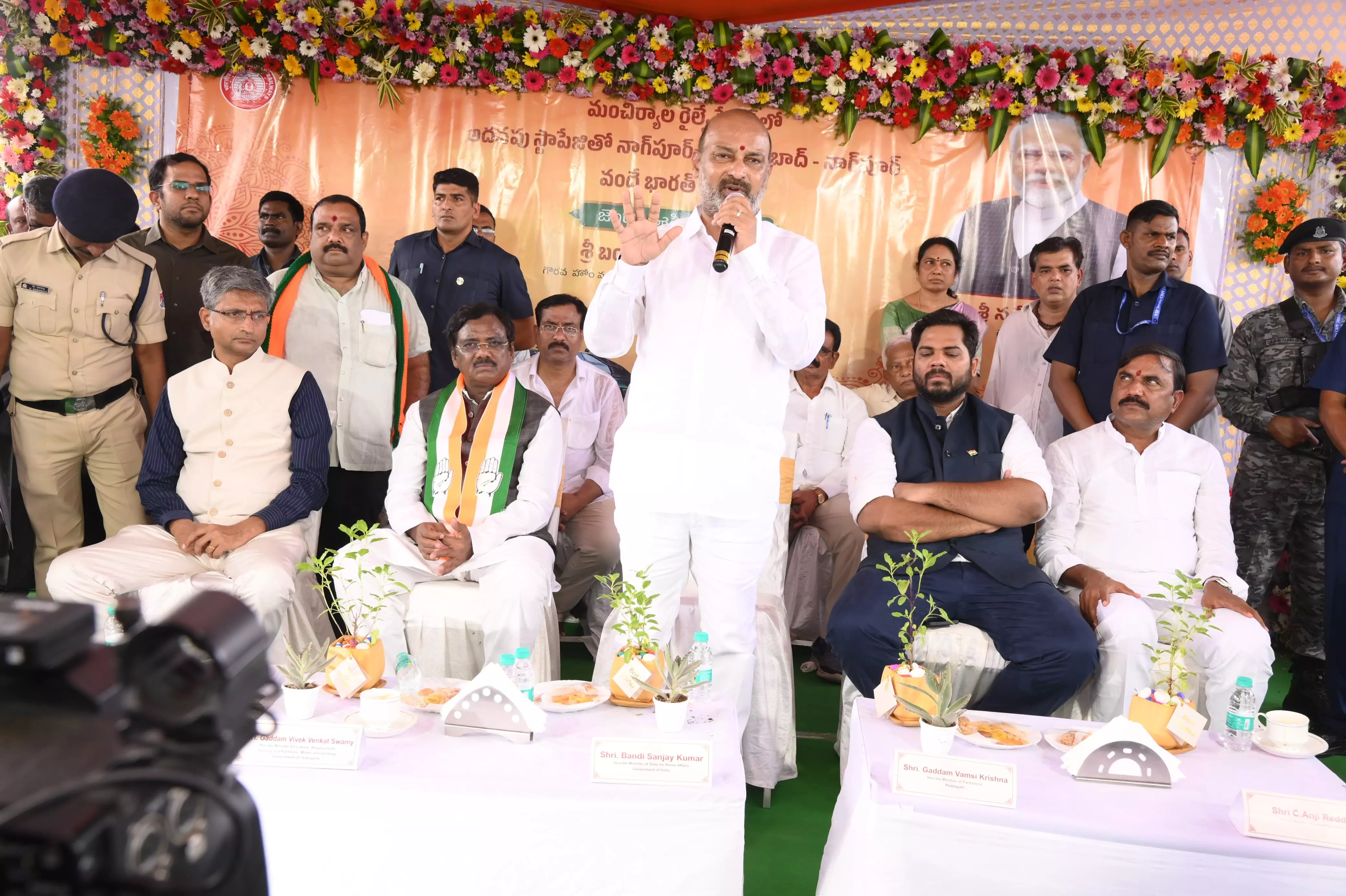 Vande Bharat Trains To Pune, Nanded From Hyd Soon: Bandi