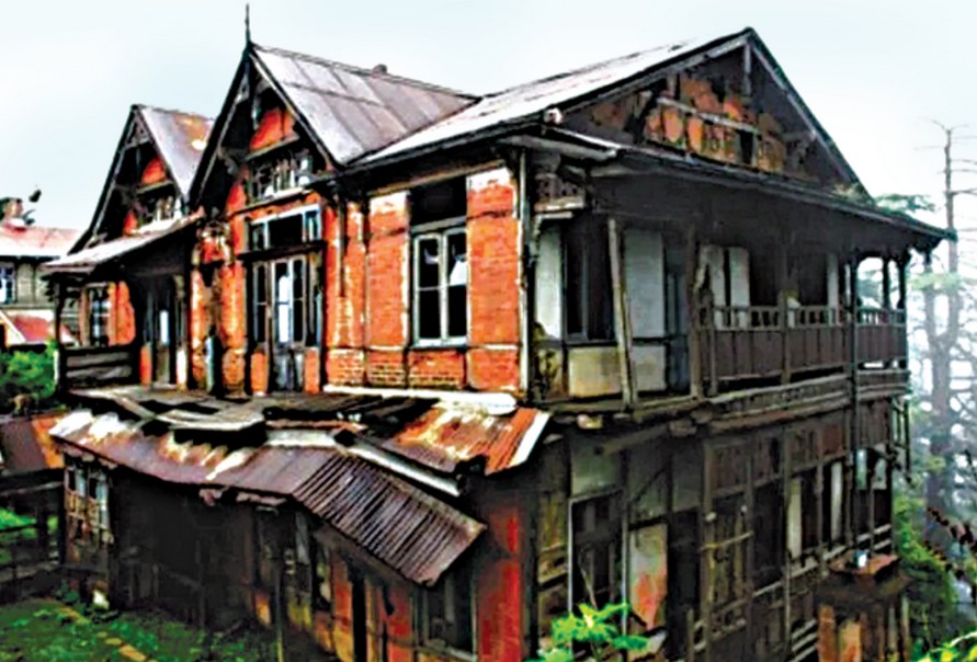Gen Z Finds Thrills in India's Haunted Vacation Spots