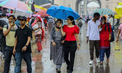 Hyderabad Weather Update: Light to Moderate Rain, Gusty Winds Likely