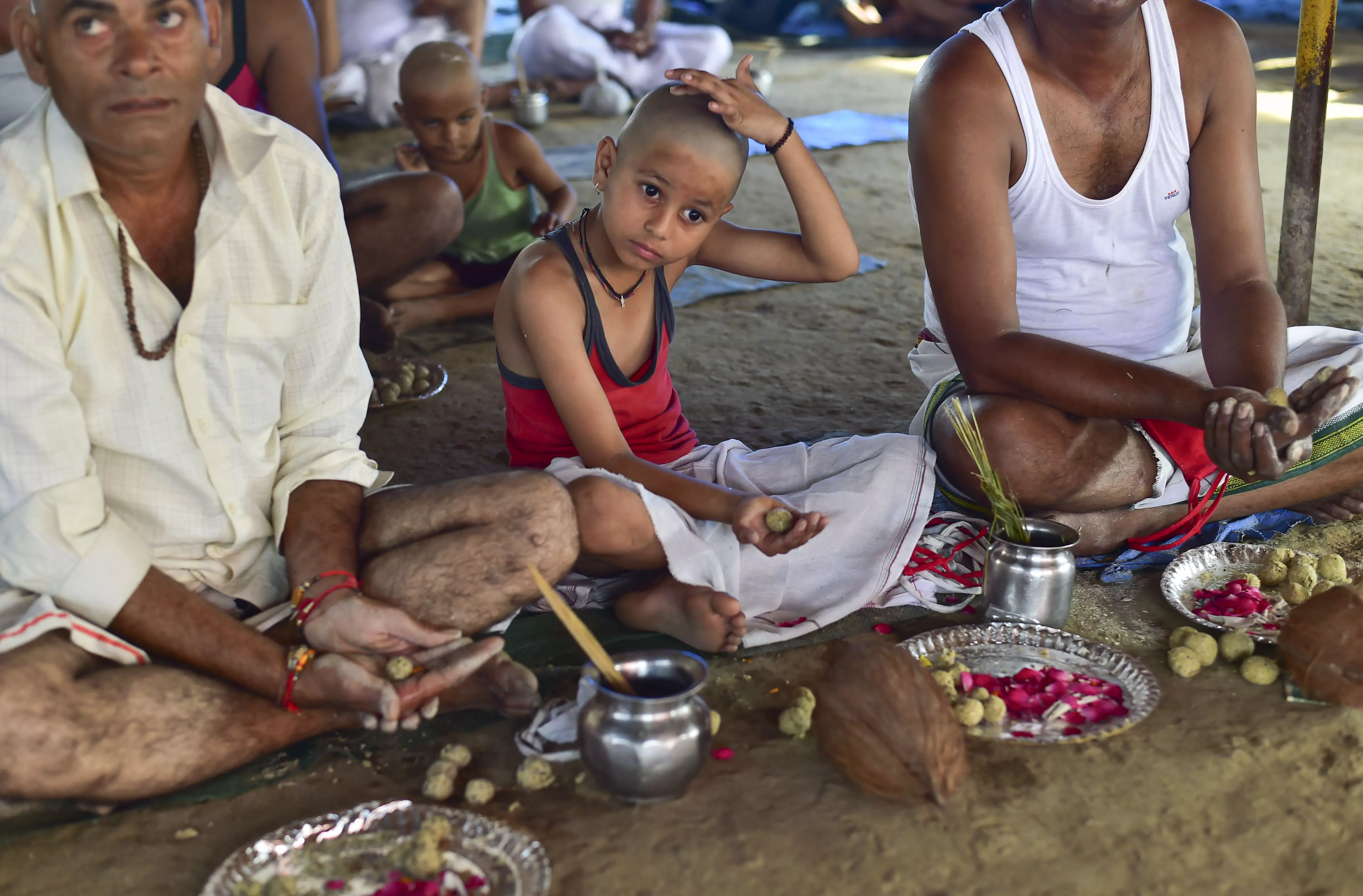 Pitru Paksha 2025: What is the 16-Day Period Dedicated to Worshipping Ancestors?