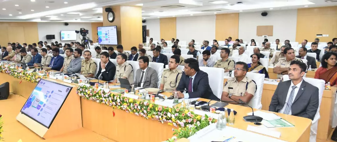 Achieve 15 Per Cent Growth, CM Naidu Tells Collectors