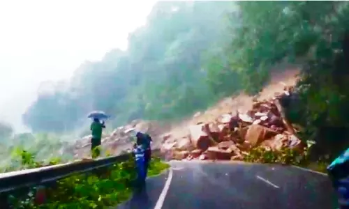 Massive Landslide Blocks Odishas Kalinga Ghat Road, Cuts Off Kandhamal–Ganjam Link