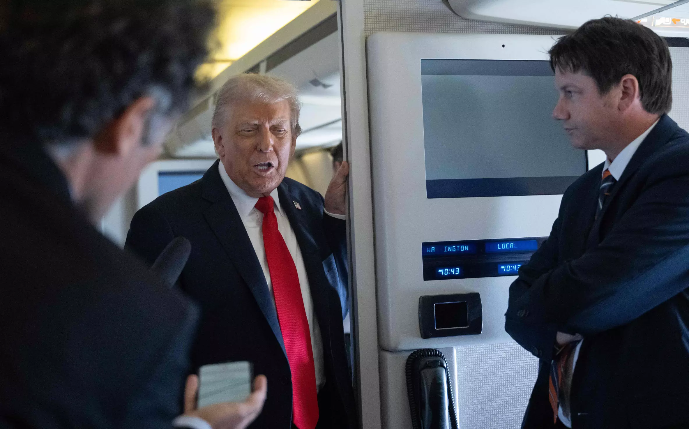 Trump Warns Europe to Stop Buying Oil from Russia