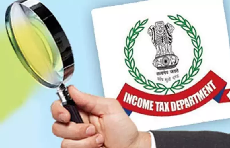 I-T Officials Raid Seed, Dal Traders, Suspect Rs 1,000 Crore Tax Evasion I-T Officials Raid Seed, Dal Traders, Suspect Rs 1,000 Crore Tax Evasion