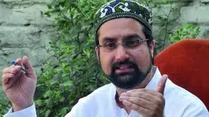 Kashmiri cleric Mirwaiz Umar Under House Arrest; Claims Being Barred From Attending Separatist Leader’s Funeral