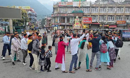 J&K: Vaishno Devi Pilgrimage Resumes After 3-Week Halt J&K: Vaishno Devi Pilgrimage Resumes After 3-Week Halt