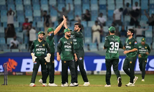 Pak Beat UAE to Set Up India Rematch in Asia Cup