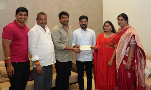 Cong MLA Donates Rs 2 Crore to Govt to Supply Free Urea to Farmers in His Constituency