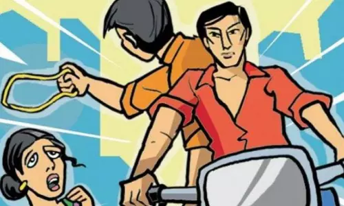 Seven Chain-Snatching Incidents Reported Across Visakhapatnam