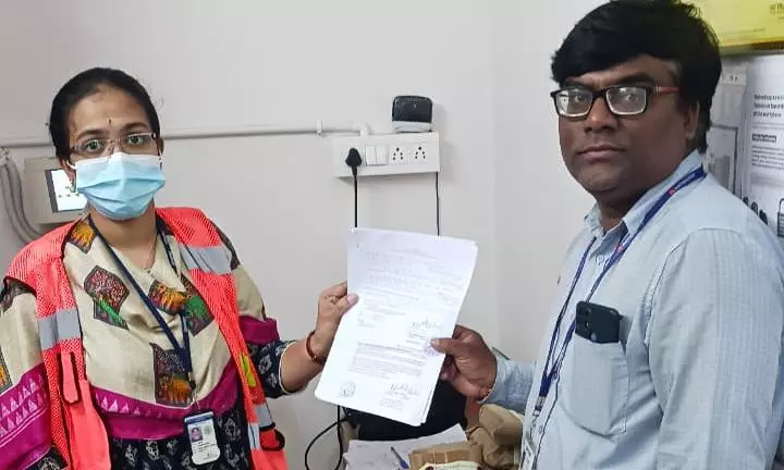 GHMC Food Safety Wing Finds Expired Items, Hygiene Lapses in 44 Supermarkets GHMC Food Safety Wing Finds Expired Items, Hygiene Lapses in 44 Supermarkets