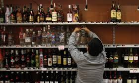 AP: 300 Bars Remain Unallotted Under New Liquor Policy