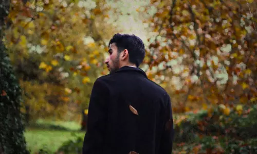 Akhil Sahni Releases EP Puzzle: A Piano-Driven Journey Through Love, Self-Discovery