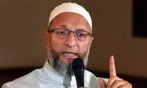 AIMIM Chief Asaduddin Owaisi Criticises Modi Govt Over US H-1B Visa Fee hike, Stating That It Badly Impacts Indians