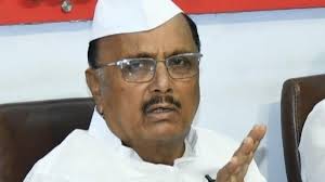 Pawar: BJP's EC Defense Fuels Mistrust, Questions SIR