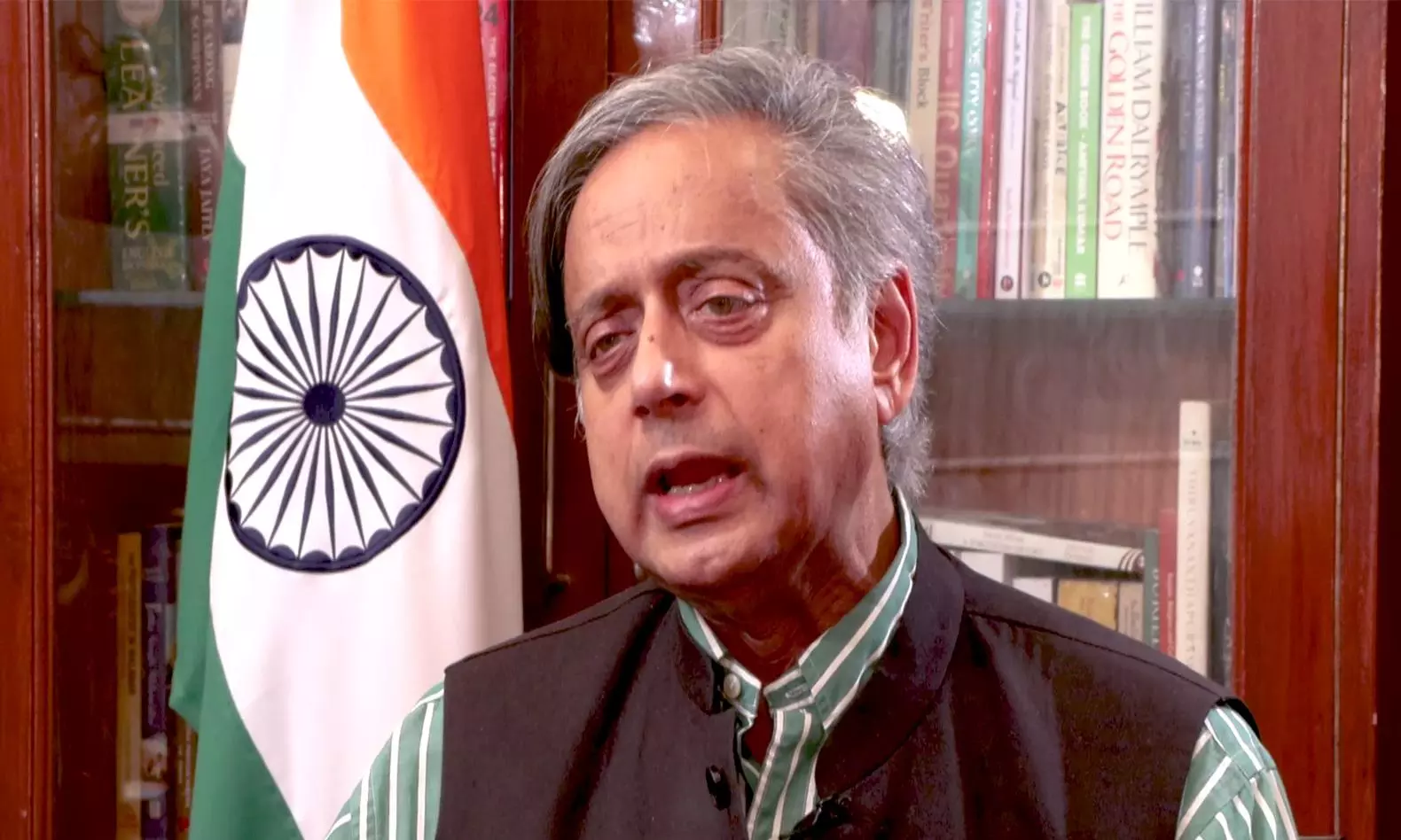 Tharoor: India-US Relations Will Recover Despite Short-Term Setbacks