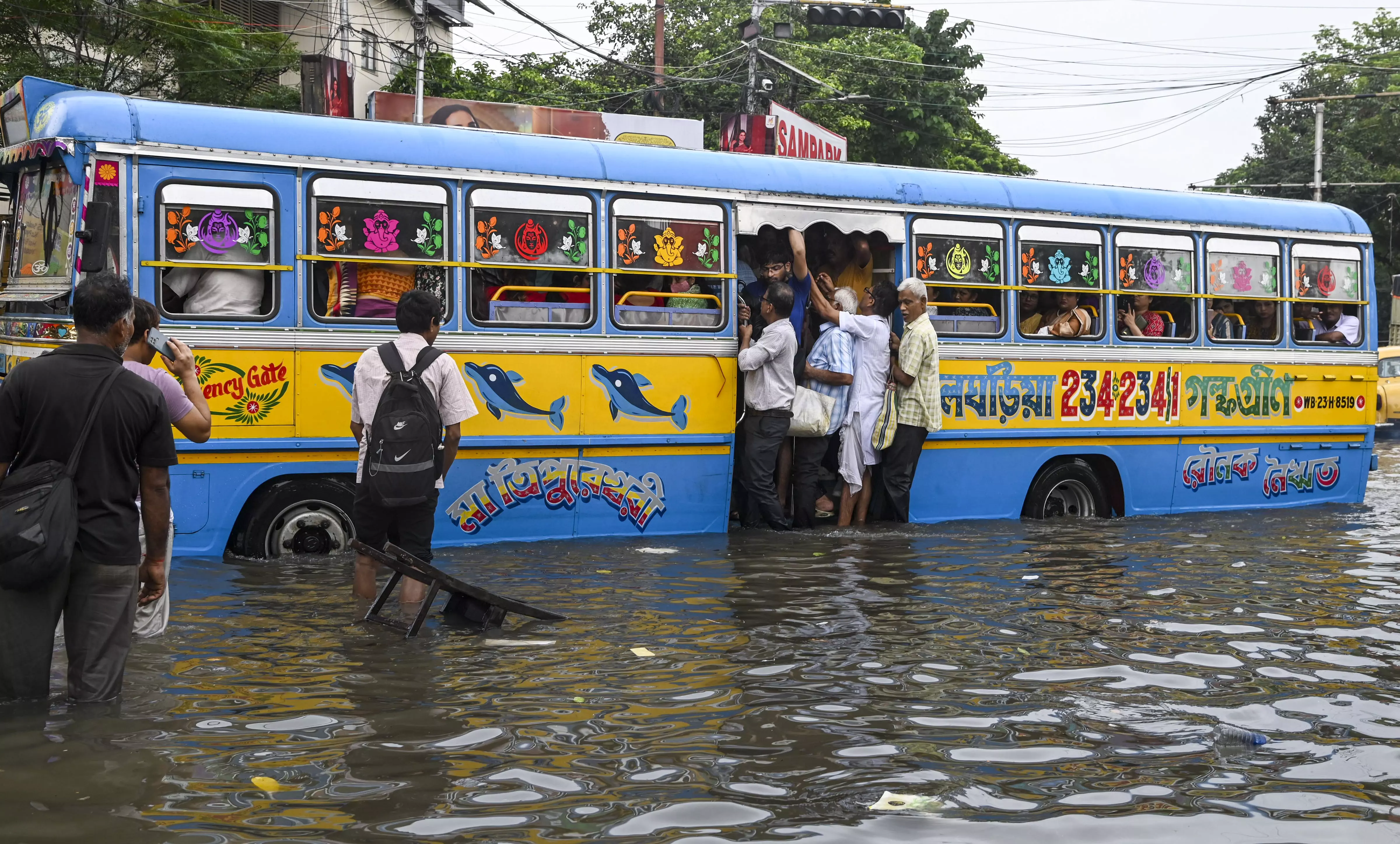 Ten Dead As Torrential Rain Paralyses Kolkata