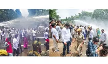 BJD Stages Massive Protest over Curtailment of Powers of PRI Members BJD Stages Massive Protest over Curtailment of Powers of PRI Members