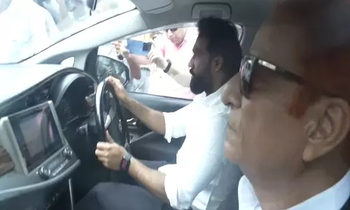 SP Leader Azam Khan Released From Jail After Almost 2 Years SP Leader Azam Khan Released From Jail After Almost 2 Years