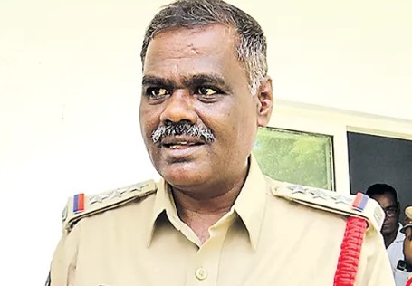 Ex-CI Shankar Reddy Serves Legal Notice to CM Naidu