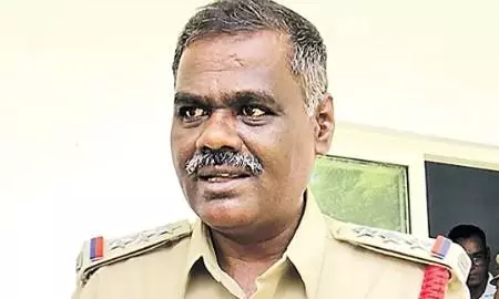 Ex-CI J. Shankar Reddy Sends Legal Notice to CM Chandrababu Over Vivekananda Reddy Murder Remarks