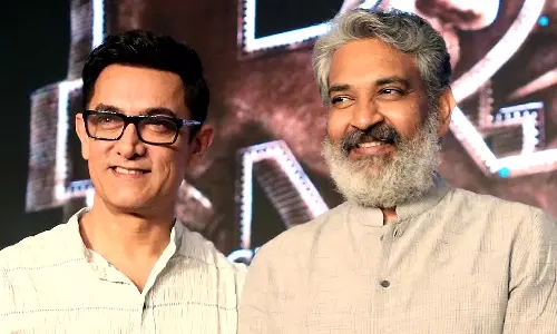 Aamir Khan and SS Rajamoulis Hilarious Banter in The Bads of Bollywood Aamir Khan and SS Rajamoulis Hilarious Banter in The Bads of Bollywood