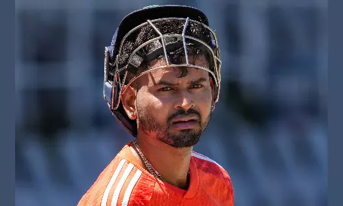 Shreyas Iyer Informs BCCI of Back Issue, to Take Break from Red-Ball Format Shreyas Iyer Informs BCCI of Back Issue, to Take Break from Red-Ball Format