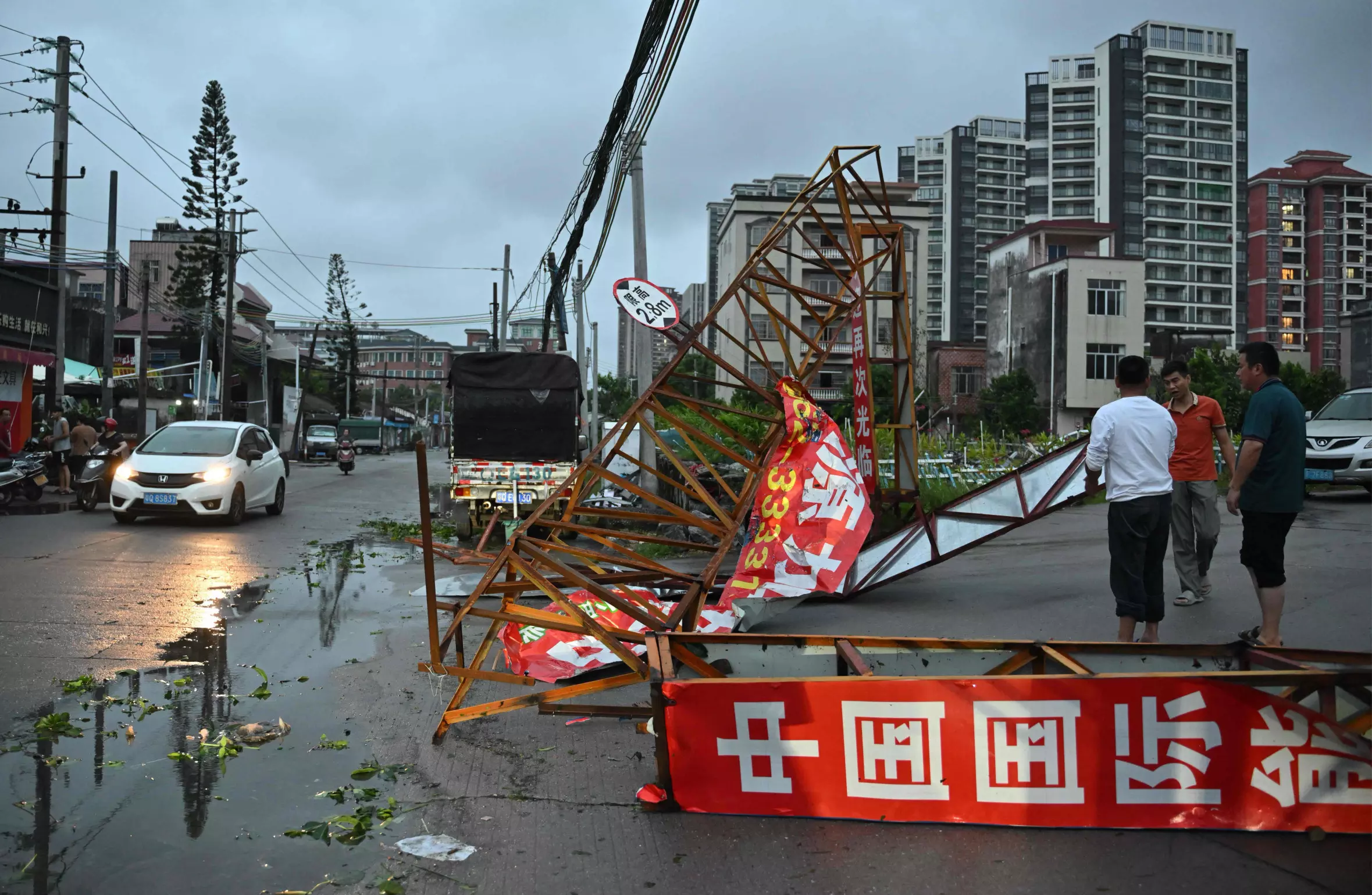 Typhoon Ragasa Hits China After Killing 14 in Taiwan