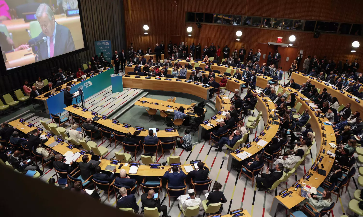 China Sets New Goal to Cut Carbon Emissions