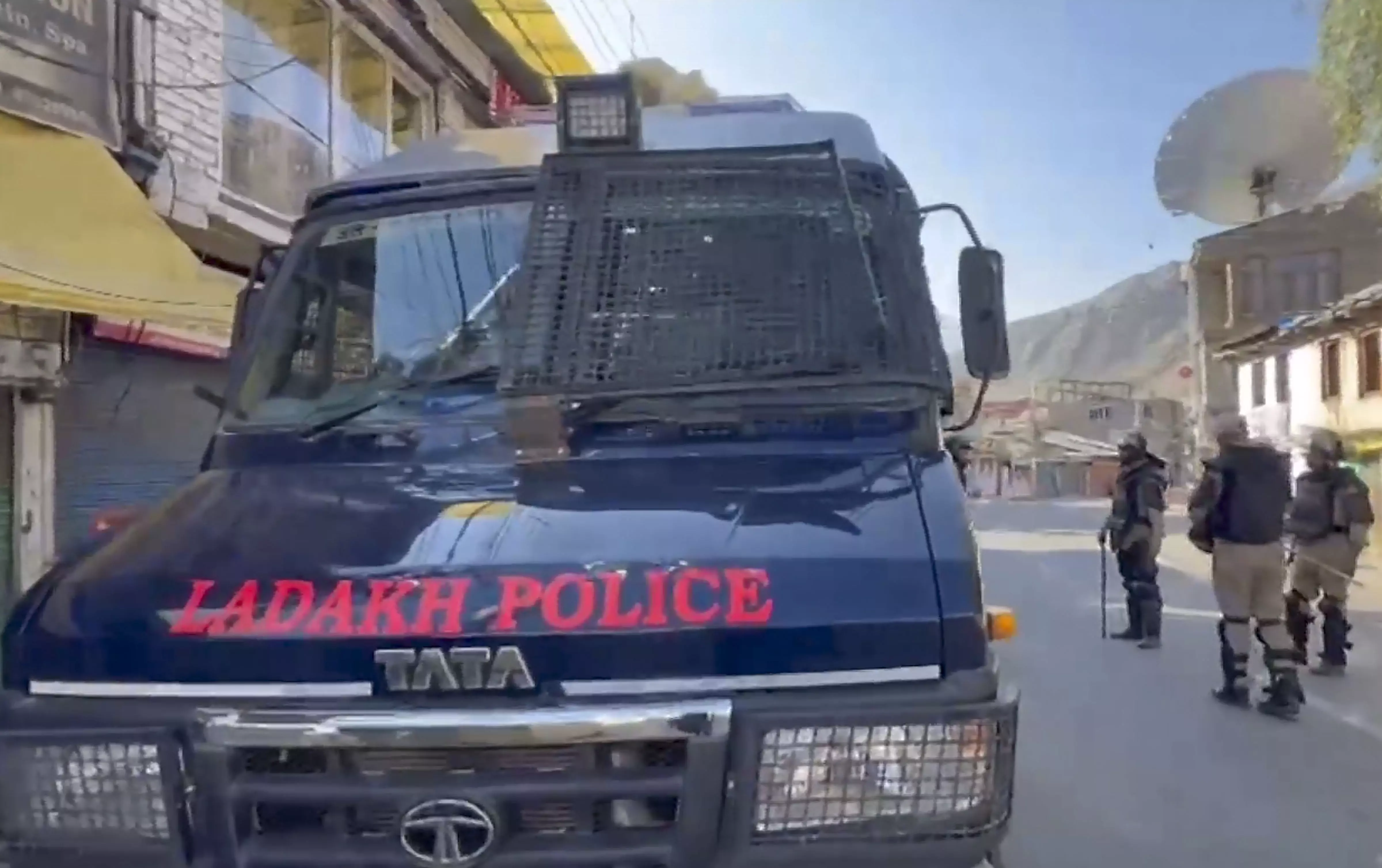 Hope Promises Made to People of Ladakh Honoured: Mirwaiz